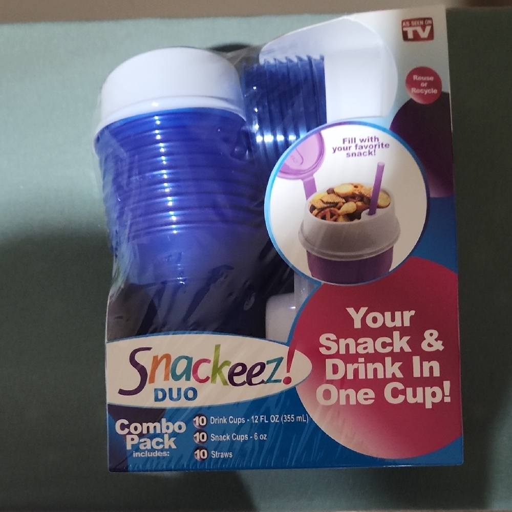 Snackeez Duo Snack and Drink Cup - Blue